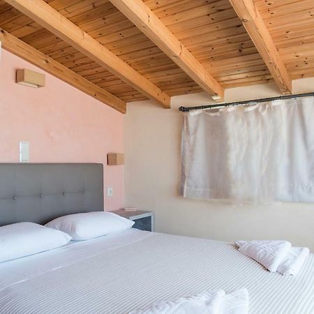 Pantanassa Villa Thalia Agia Marina 외부 사진
