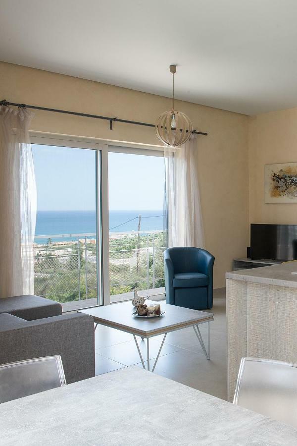 Pantanassa Villa Thalia Agia Marina 외부 사진
