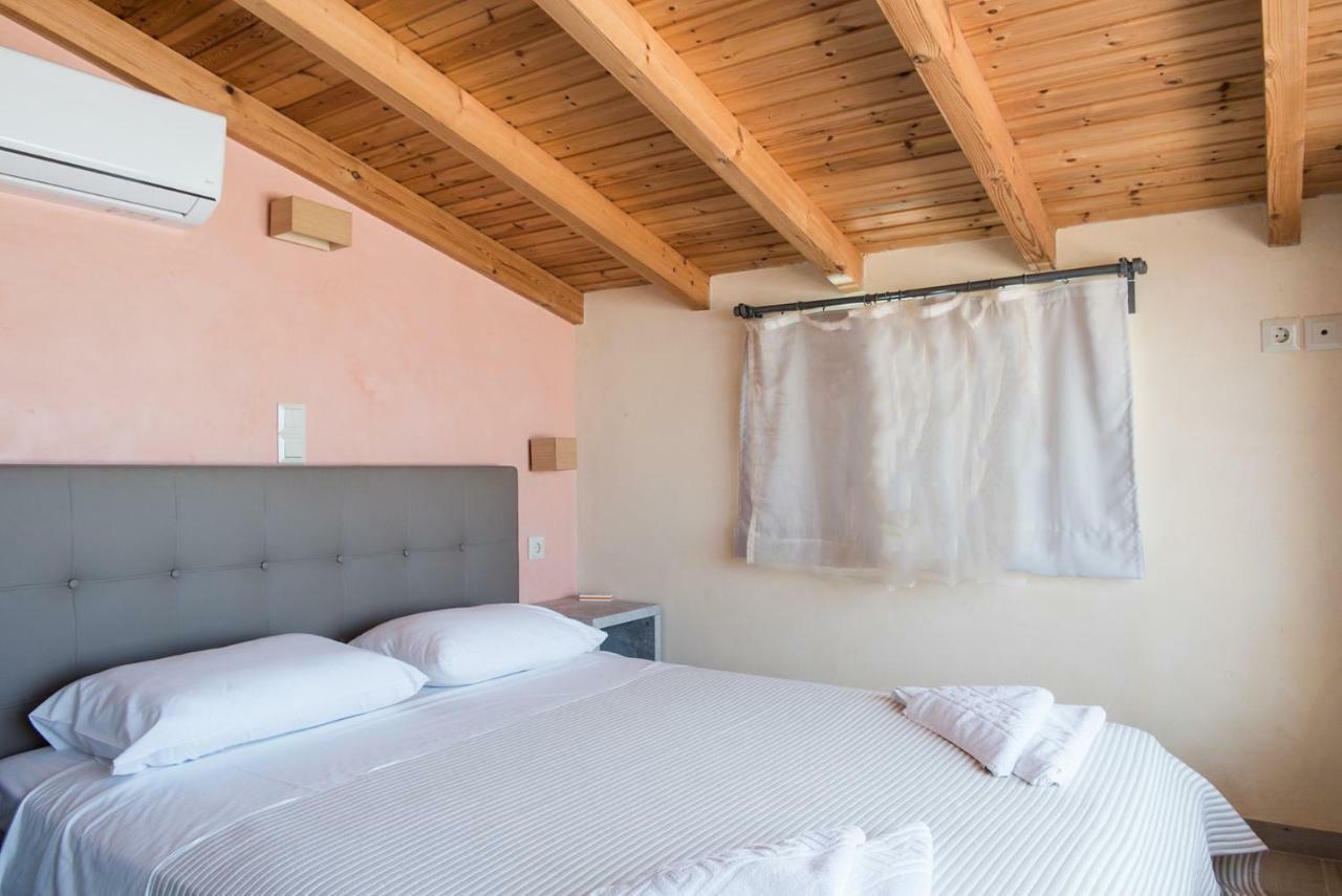 Pantanassa Villa Thalia Agia Marina 외부 사진
